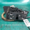 Замок двері задній лівий Mazda 3 BK (2003-2009) (I)