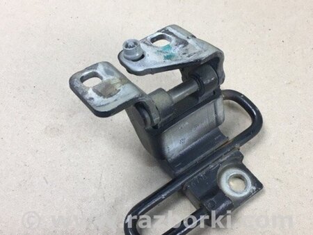 ФОТО Петля двері задньої лівої нижня для Volkswagen Jetta 5 1K2, 1K5 (01.2005 - 12.2010) Киев
