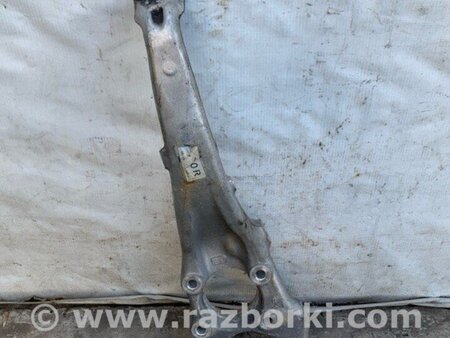 ФОТО поворотний кулак для Lexus LS430 (00-06) Киев