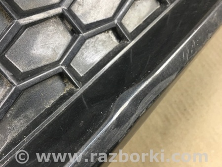 ФОТО Накладка протитуманної фари для Toyota Corolla E210 (11.2018-...) Киев