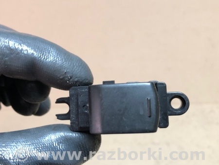 ФОТО Кнопка стеклоподъемника дверная для Nissan Altima L32 Киев