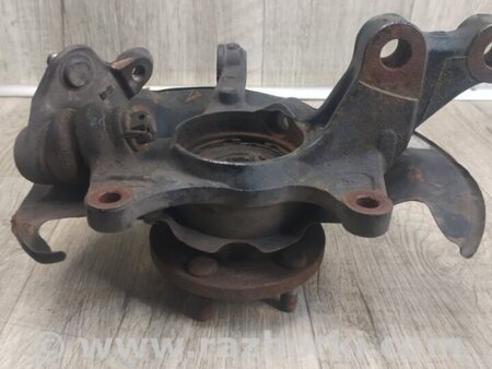 ФОТО поворотний кулак для Toyota Corolla E120 (08.2000-02.2007) Киев