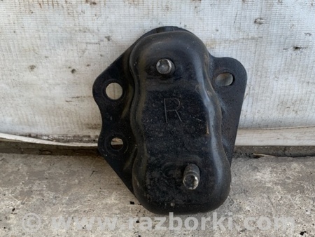ФОТО Кронштейн підсилювач заднього бампера для Toyota Corolla E120 (08.2000-02.2007) Киев