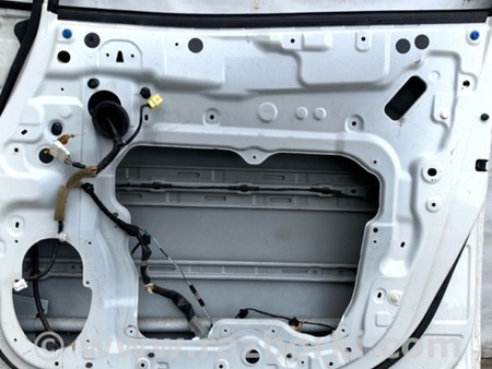 ФОТО Двері для Nissan Quest S (11-17) Киев