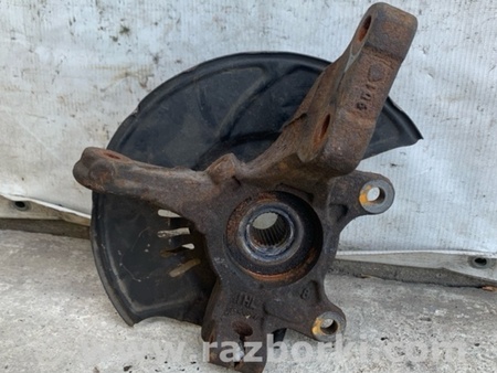 ФОТО поворотний кулак для Nissan Versa B17 Киев