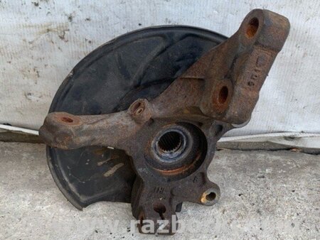 ФОТО поворотний кулак для Nissan Versa B17 Киев