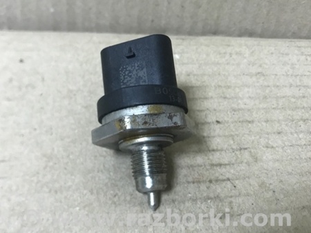 ФОТО Датчик тиску палива у рейці для Mercedes-Benz E-CLASS C207 (09-16) Киев