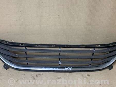ФОТО Решітка переднього бампера для Hyundai Elantra MD (04.2010-05.2016) Киев