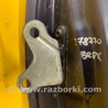 Петля двері задньої лівої верхня Mitsubishi Colt Z30 (02-12)