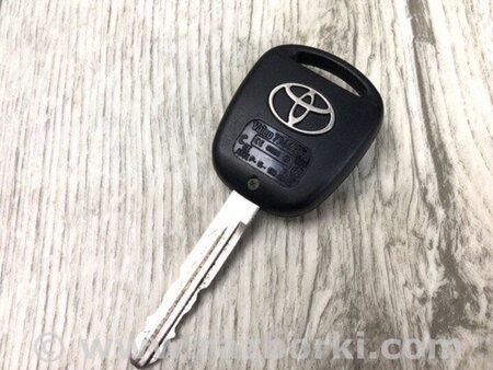 ФОТО Ключ запалювання для Toyota Avensis T250 (02.2003-10.2009) Киев
