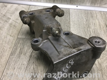 ФОТО Кріплення / кронштейн для Nissan Teana J32 Киев