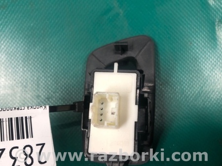 ФОТО Кнопка стеклоподъемника дверная для Jeep Compass (17-21) Киев