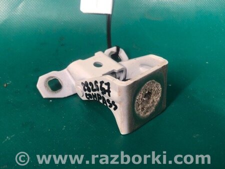 ФОТО Петля кришки багажника для Jeep Compass (17-21) Киев