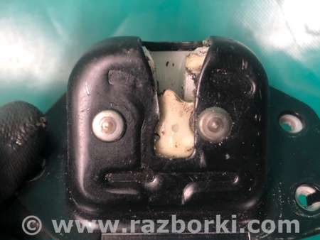 ФОТО Замок кришки багажника для Nissan Pathfinder R52 Киев