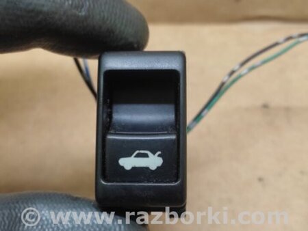 ФОТО Кнопка відкриття багажника для Nissan Sentra B17 Киев