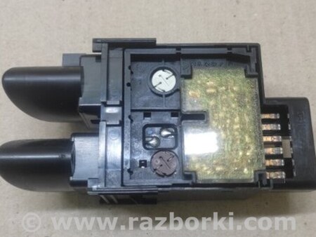 ФОТО Кнопка аварійної сигналізації для Toyota Sienna (03-10) Киев