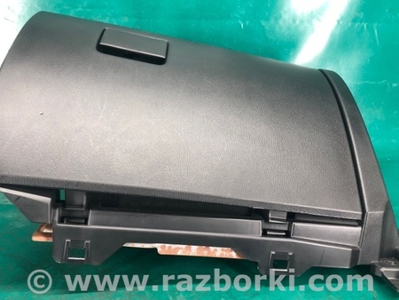 ФОТО Бардачок для Mazda 3 BM (2013-...) (III) Киев