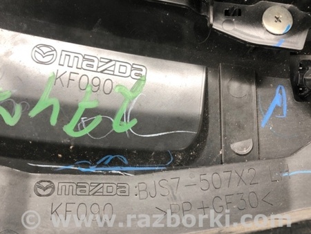 ФОТО Жабо під лобове скло (пластик) для Mazda 3 BM (2013-...) (III) Киев