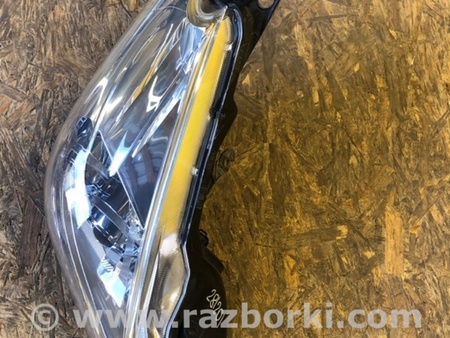 ФОТО Фара для Toyota Prius Plus (11-14) Киев