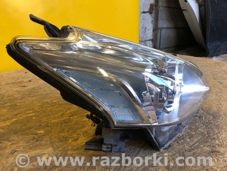 ФОТО Фара для Toyota Prius Plus (11-14) Киев