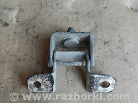 ФОТО Петля кришки багажника для Nissan Tiida/Versa C11 Киев