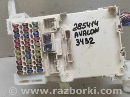 ФОТО Блок запобіжників салону для Toyota Avalon XX20 (08.1999-11.2004) Киев