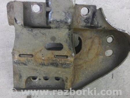 ФОТО Кронштейн передней балки для Mazda CX-9 TB (2007-2016) Киев
