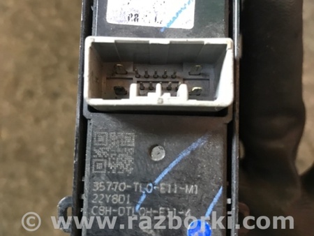 ФОТО Кнопка стеклоподъемника дверная для Honda Accord CU (12.2008 - 03.2013) Киев