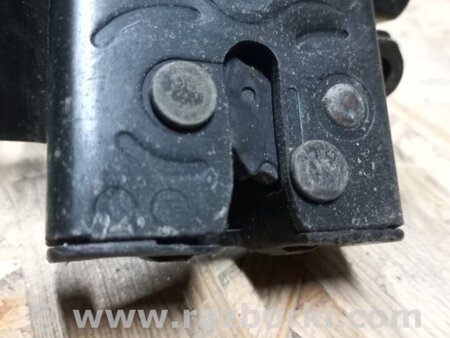 ФОТО Замок кришки багажника для Toyota Highlander (01-07) Киев