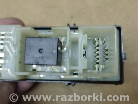 ФОТО Кнопка стеклоподъемника дверная для Lexus IS250/350 (06-12) Киев