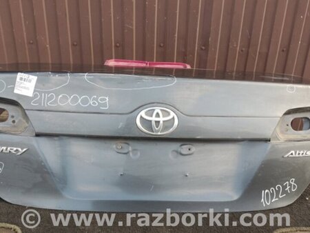 ФОТО Кришка багажника для Toyota Camry 50 XV50 (08.2011-11.2014) Киев