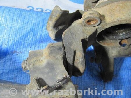 ФОТО поворотний кулак для Nissan Primera P11 Киев