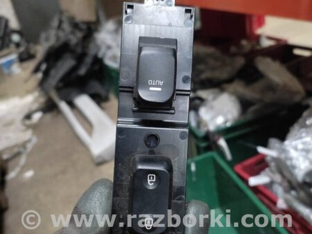 ФОТО Кнопка стеклоподъемника дверная для KIA SOUL PS Киев