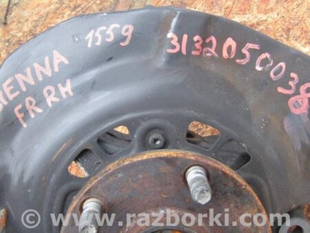ФОТО поворотний кулак для Toyota Sienna (03-10) Киев