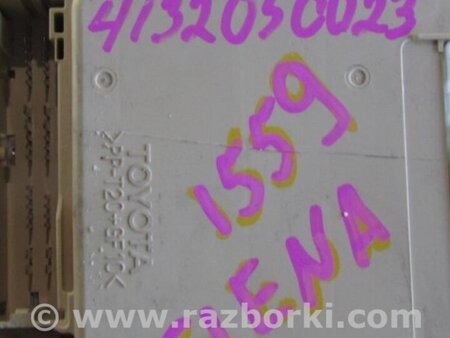 ФОТО Блок запобіжників салону для Toyota Sienna (03-10) Киев