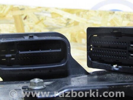 ФОТО Блок антиблокувальної системи для Toyota Sienna (03-10) Киев