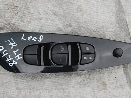 ФОТО Блок кнопок стеклоподъемников для Nissan LEAF (10-17) Киев