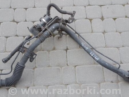 ФОТО Горловина бензобака для Lexus LX570 (07-15) Киев