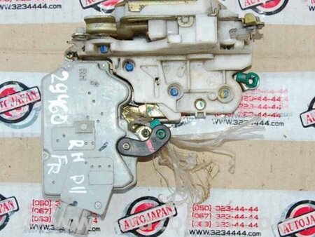 ФОТО Замок двері задній лівий для Nissan Primera P11 Киев