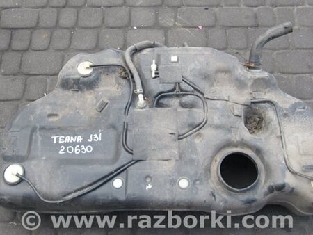 ФОТО Бак паливний металевий для Nissan Teana J31 Киев