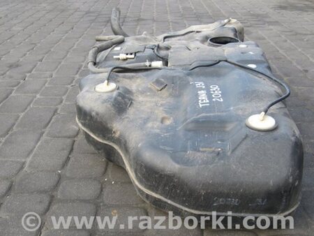 ФОТО Бак паливний металевий для Nissan Teana J31 Киев