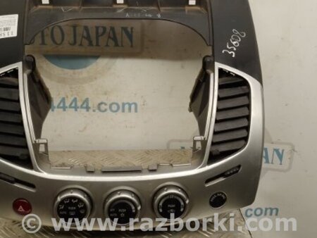 ФОТО Накладка на торпедо для Mitsubishi L200 (06-14) Киев