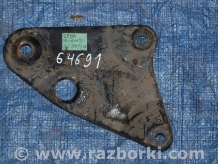 ФОТО Кронштейн передней балки для Hyundai Elantra XD-XD2 (02.2000-09.2009) Киев