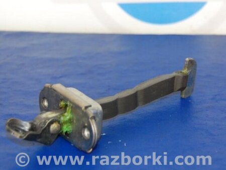 ФОТО Обмежувач дверей для Toyota Corolla E16/E17 (2012-2018) Киев