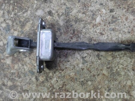 ФОТО Обмежувач дверей для Suzuki Swift Киев