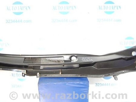 ФОТО Жабо під лобове скло (пластик) для Lexus IS250/350 (06-12) Киев