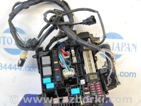 ФОТО Блок запобіжників для Toyota Corolla E150 (11.2006-08.2013) Киев