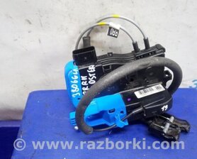 Замок двері задній лівий Hyundai Veloster (11-18)