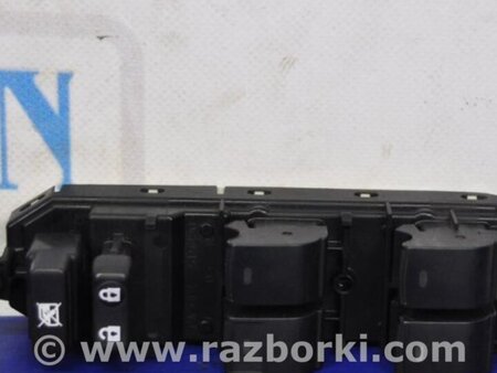 ФОТО Блок кнопок стеклоподъемников для Toyota Prius 30 (09-17) Киев