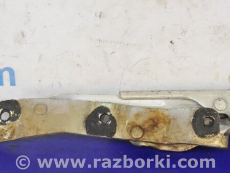 ФОТО Петля кришки багажника для Mitsubishi Galant Киев